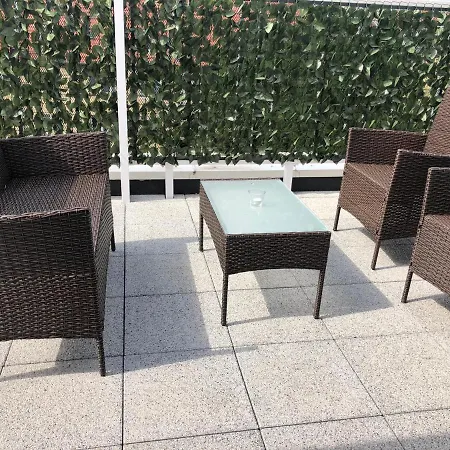 De Lux 45 Grabiszynska Apartmán *